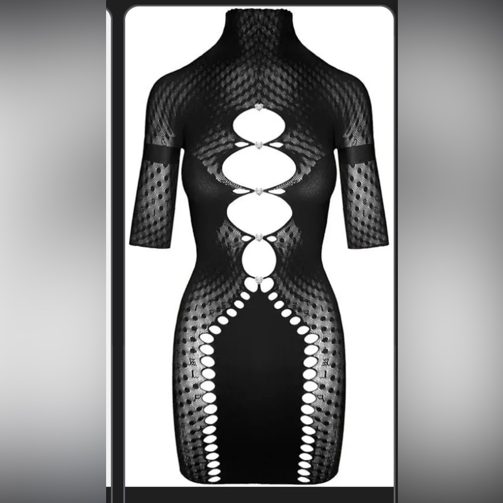 poster girl Pandora Dress in Jet Black